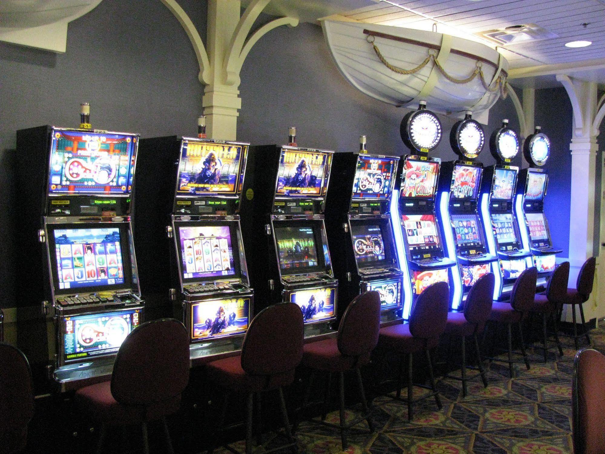 Billy Barker Casino Hotel Quesnel Ngoại thất bức ảnh
